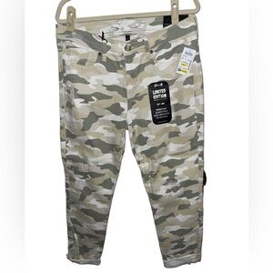 Seven7 - Camo jeans- green/ tan/ cream / beige - size 10